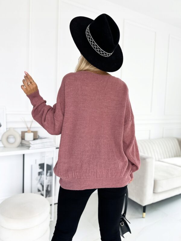 rozowy sweter oversize