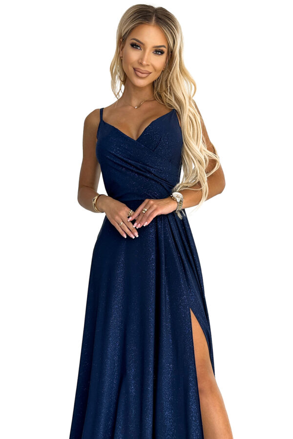 Chiara elegancka maxi długa suknia na ramiączkach - granatowa z brokatem - 299-10-8